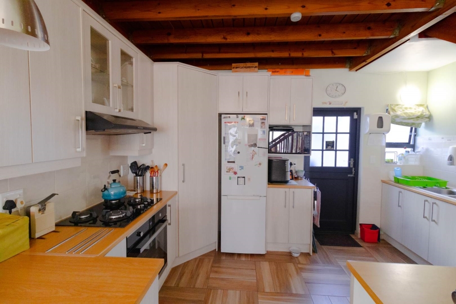 3 Bedroom Property for Sale in Sandbaai Western Cape